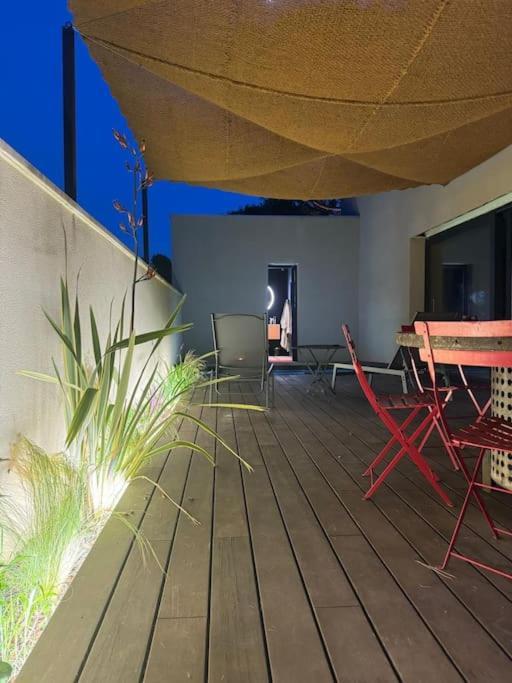 Maison D'Architecte Avec Piscine-Spa Chauffe En Centre Ville De Vaison-La-Romaine Exterior foto